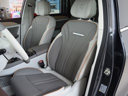 風(fēng)行游艇內(nèi)飾圖片