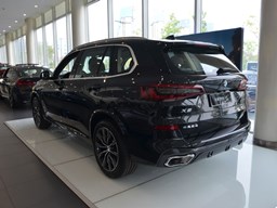 寶馬X5外觀圖片