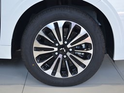 五菱佳辰細(xì)節(jié)圖片