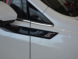 五菱佳辰細(xì)節(jié)圖片