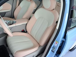 歐拉芭蕾貓內飾圖片