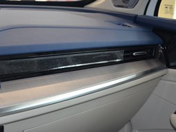 榮威鯨內飾圖片