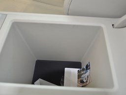 榮威鯨內飾圖片