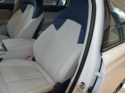 榮威鯨內飾圖片