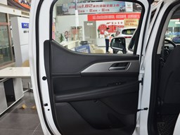 長城金剛炮內飾圖片