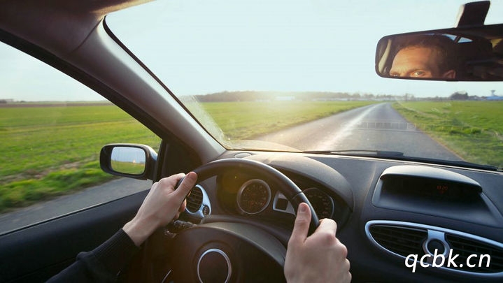 如何開車又快又穩