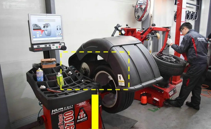 車子跑偏做四輪定位還是動平衡