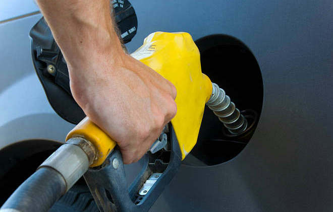 一噸汽油大約需要多少錢(qián)