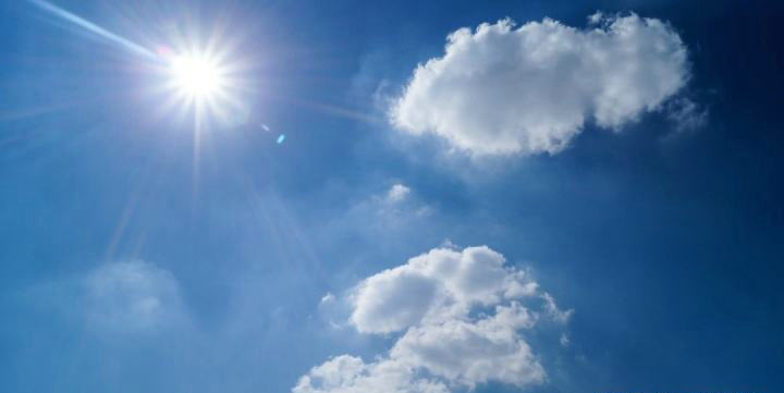 汽車太陽底下暴曬會不會自燃