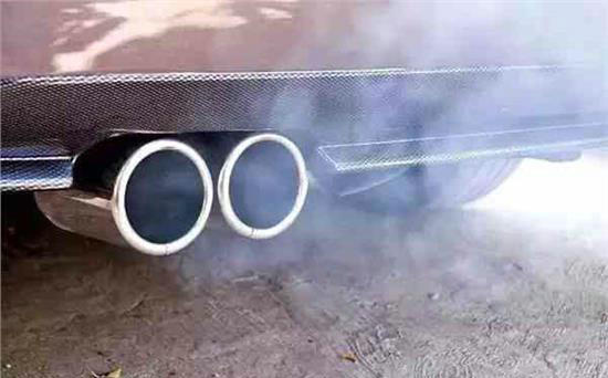 汽車冒黑煙是什么意思