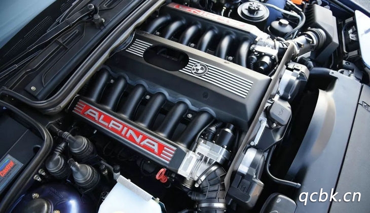 v12發動機什么意思