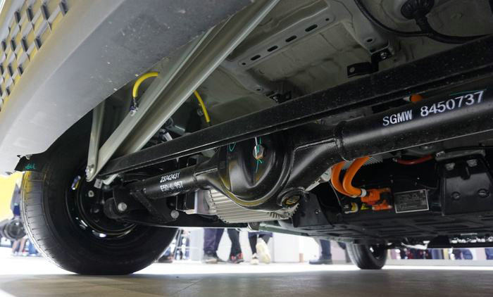 車(chē)底盤(pán)有水聲是怎么回事