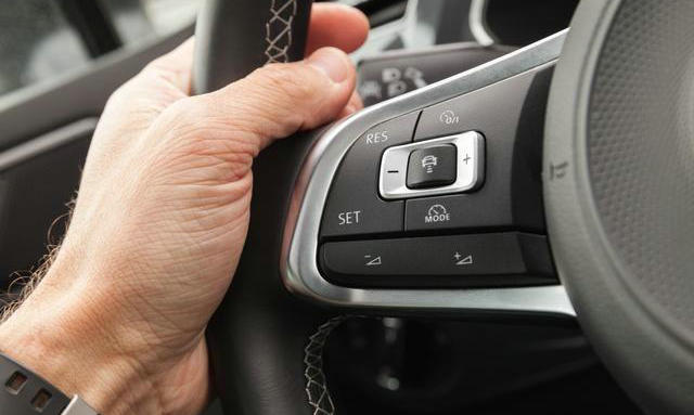 汽車(chē)定速巡航失效怎么辦