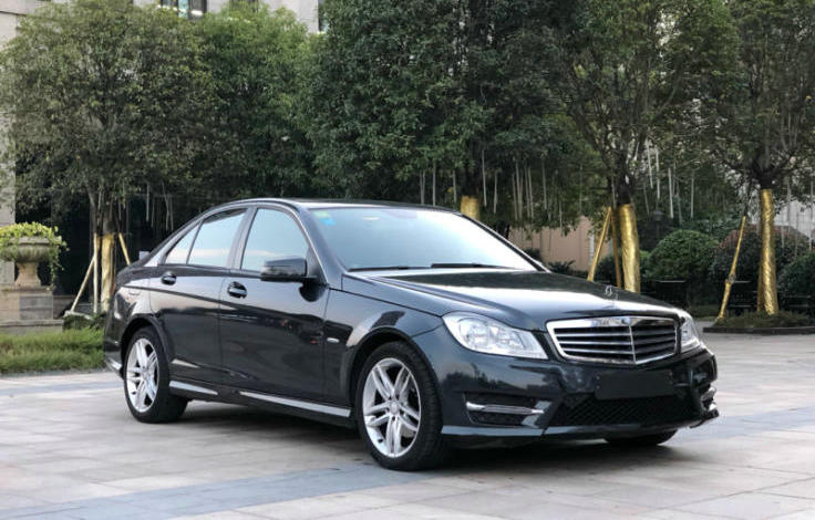 奔馳c180保養燈怎樣歸零