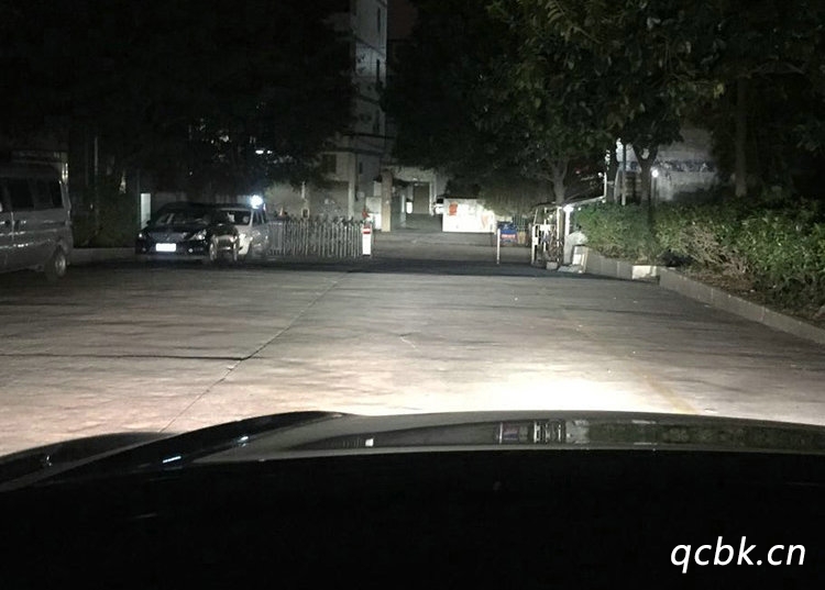 汽車大燈不亮怎么解決