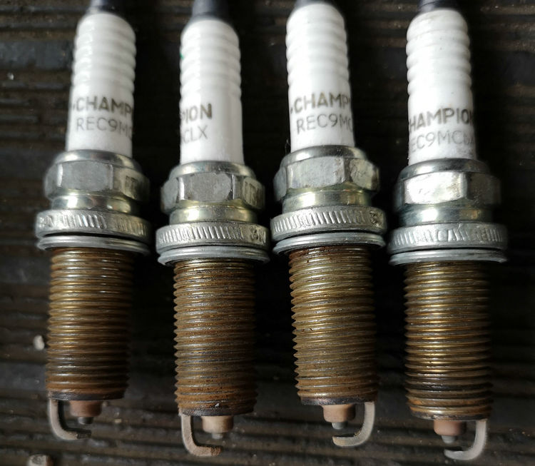 原車火花塞可以用多久
