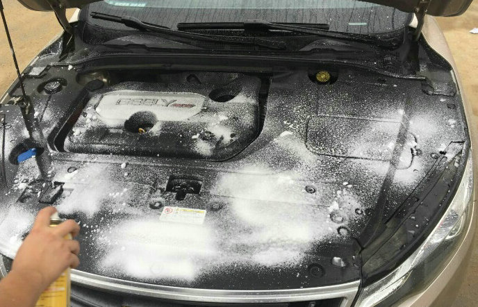 發動機艙可以用水槍沖洗嗎