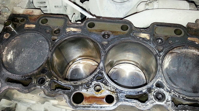 發動機積碳會有什么表現