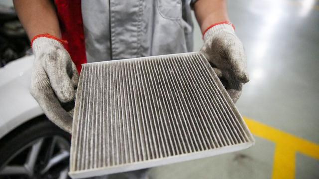 北汽ex360空調濾芯更換教程