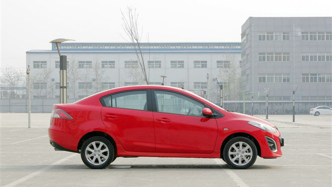 馬自達2三廂怎么樣值得買嗎