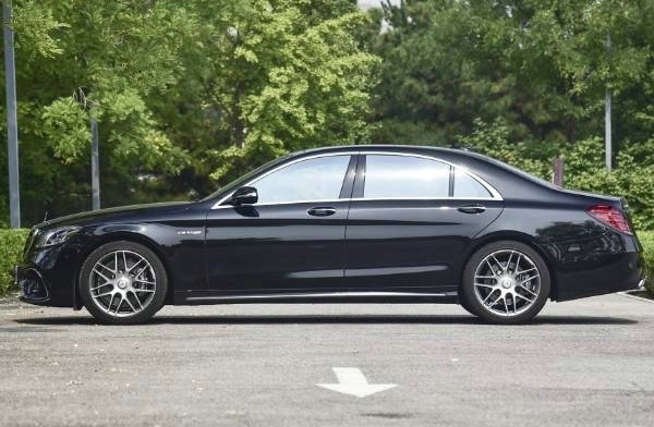 奔馳v12發動機百公里油耗多少