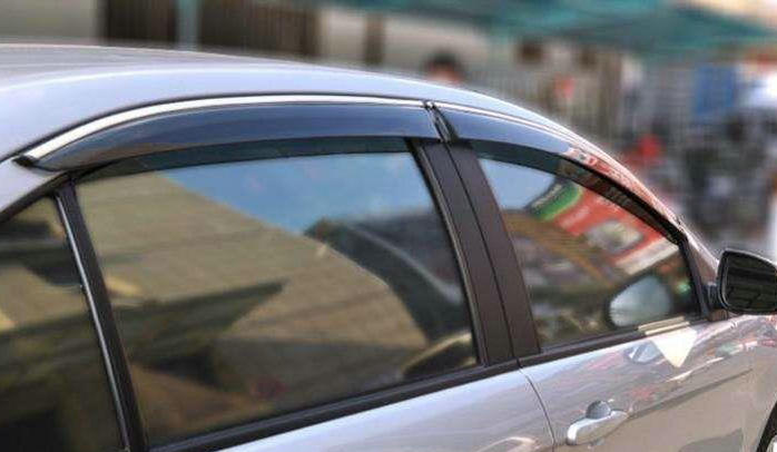 汽車安裝雨眉的優缺點是什么