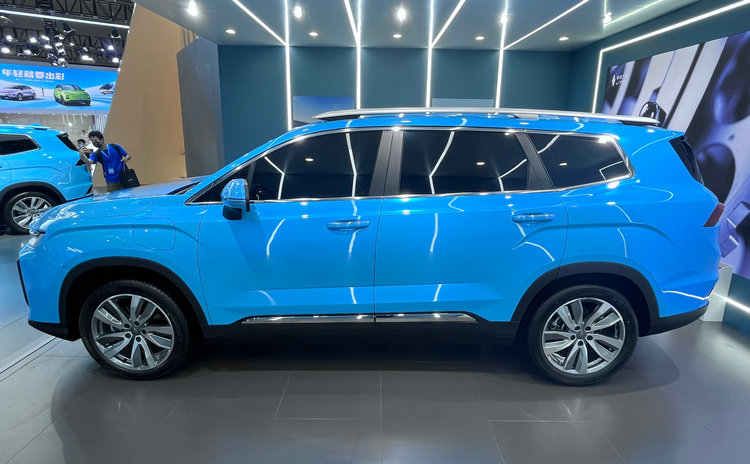 睿藍汽車是哪個公司的