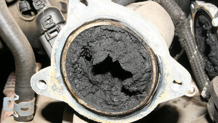 發動機積碳嚴重有什么癥狀