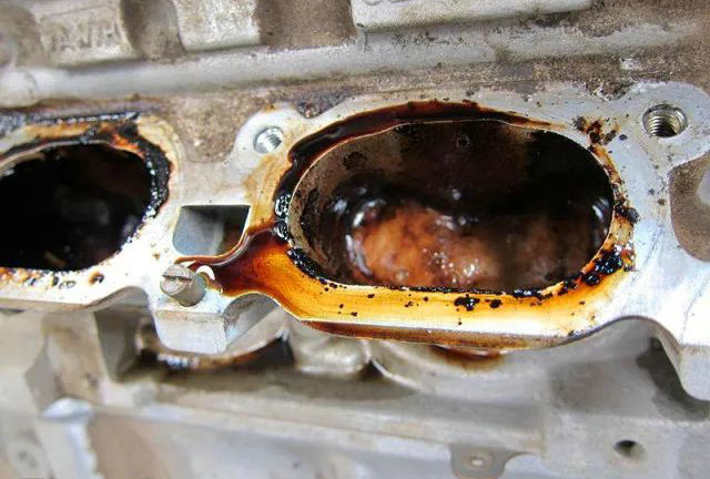 發動機燃燒室積碳清洗多久一次