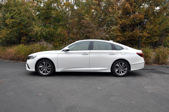 本田英詩派和雅閣有什么區別