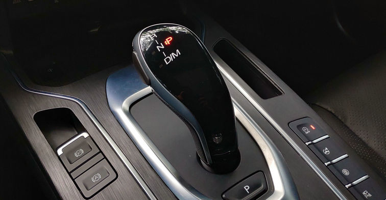 機械檔桿和電子檔桿有什么區別