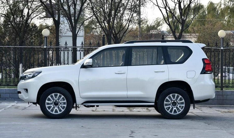 豐田沙漠風暴與霸道的區別