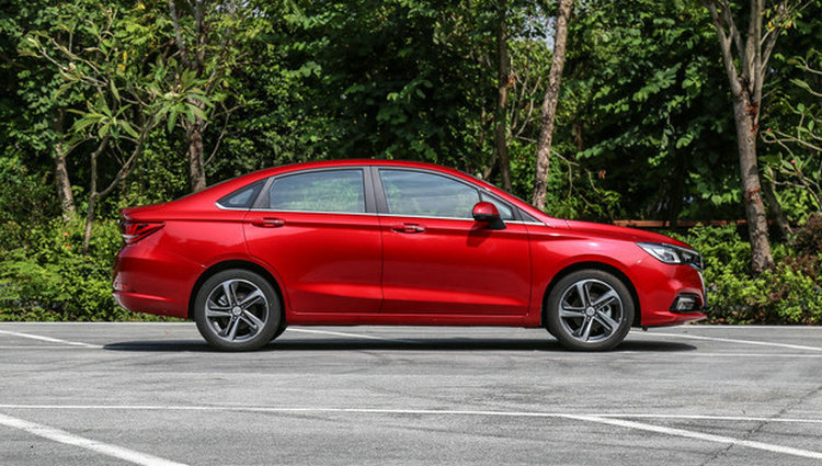 紳寶D50保養里程怎么清零