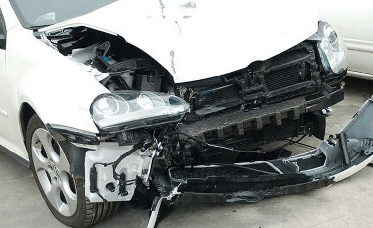 汽車(chē)前保險(xiǎn)杠多少錢(qián)