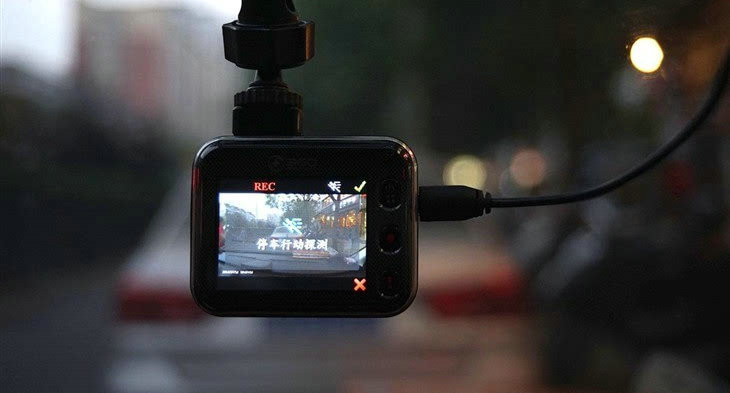 汽車熄火行車記錄儀還能監控嗎