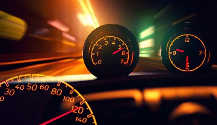 汽車(chē)發(fā)電機(jī)功率一般是多少