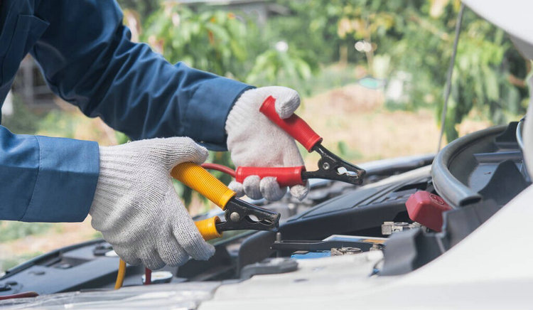 汽車電瓶虧電會有什么癥狀
