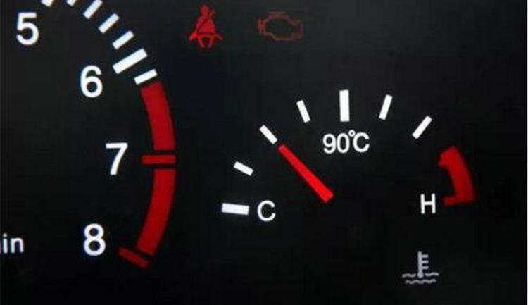 柴油發動機水溫一般多少度正常