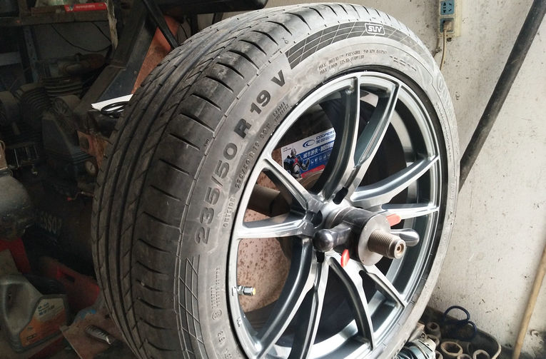 動平衡和四輪定位要一起做嗎