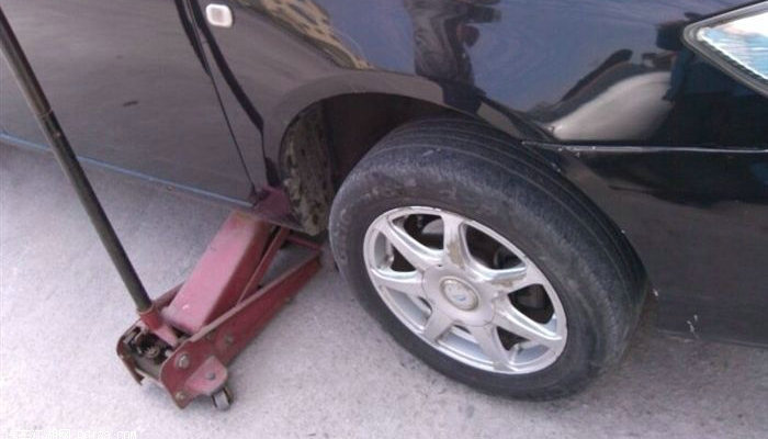 一般換輪胎多少錢(qián)一個(gè) 換輪胎多少錢(qián)