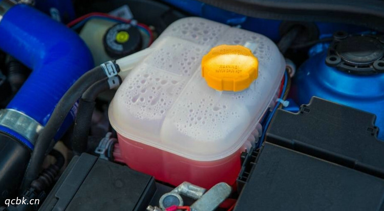 汽車水箱開鍋還能繼續開嗎