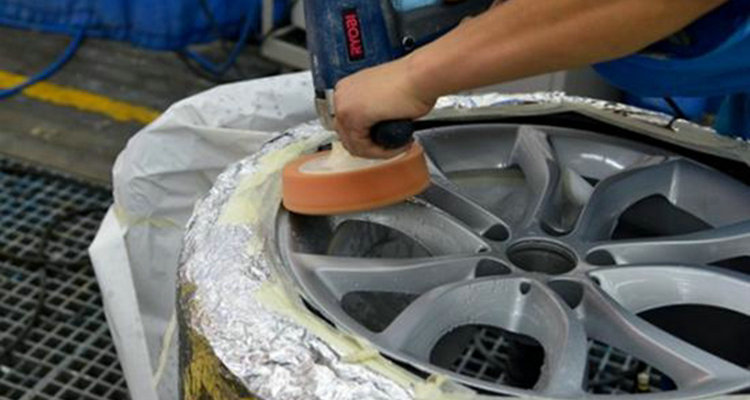 鋁合金輪轂刮花了怎么修復