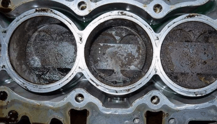 汽車發動機積碳怎么清除