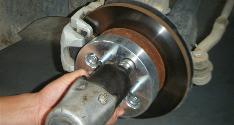 汽車加裝法蘭盤有什么優缺點