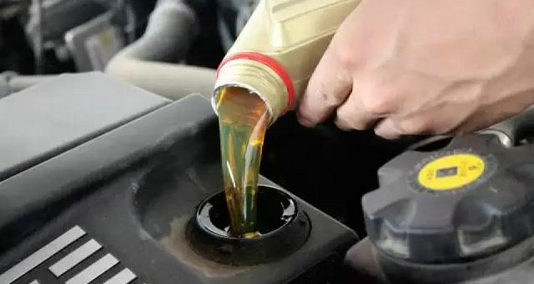 機油開蓋后放了一年還能用嗎