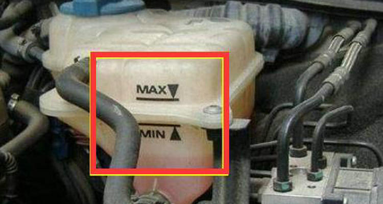 發動機缺冷卻液會怎么樣