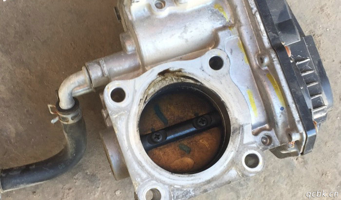 汽車節氣門應該多長時間清洗