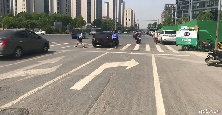 直行道右轉(zhuǎn)一定會(huì)被拍嗎