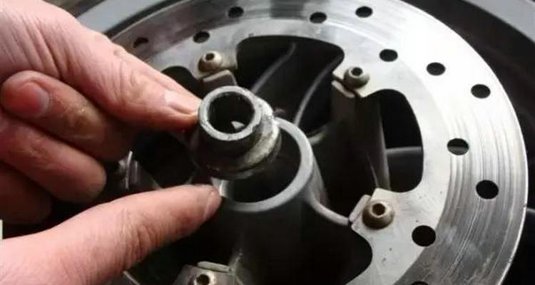 汽車輪胎軸承壞了有什么表現