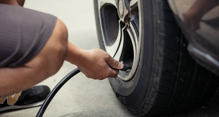 小汽車補胎大概多少錢